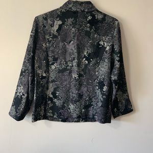 CHICO'S- lined floral blazer